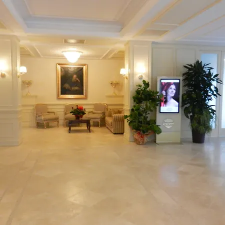 Ξενοδοχείο Hotel Villa Michelangelo