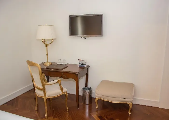 Hotel Villa Michelangelo Hotel 4*