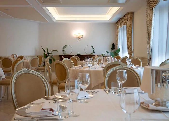 Michelangelo Hotel 4*